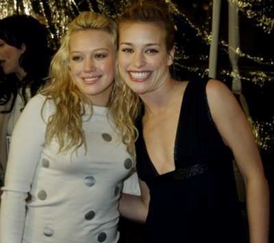 Piper Perabo sweatshirt