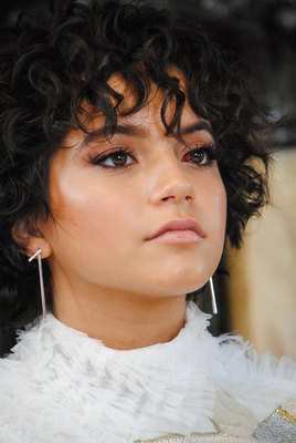 Isabela Moner poster