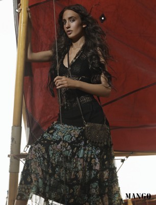 Elizabeth Jagger poster