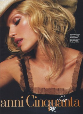 Rachel Roberts sweatshirt