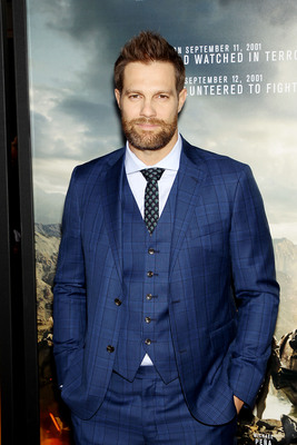 Geoff Stults poster