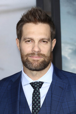 Geoff Stults poster