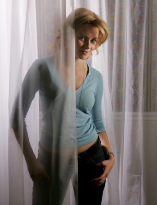 Elizabeth Banks poster