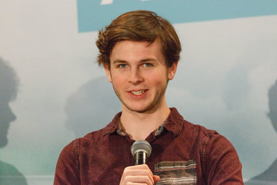 Chandler Riggs sweatshirt