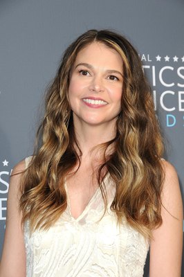 Sutton Foster sweatshirt