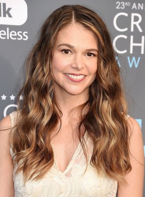 Sutton Foster sweatshirt