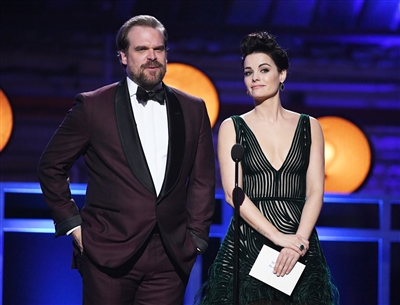 David Harbour sweatshirt