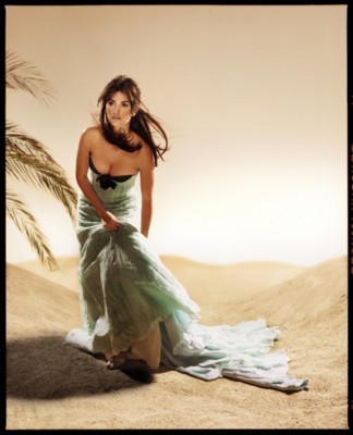 Penelope Cruz sweatshirt