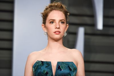 Maya Hawke sweatshirt