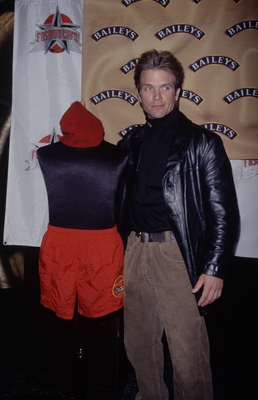 David Chokachi sweatshirt