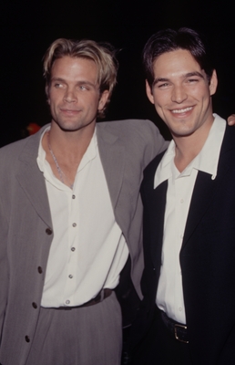 David Chokachi sweatshirt