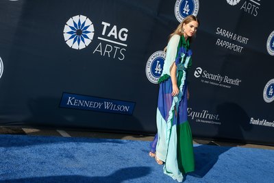 Anne Winters sweatshirt