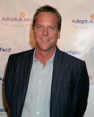 Kiefer Sutherland poster