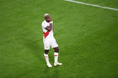 Andre Carrillo poster