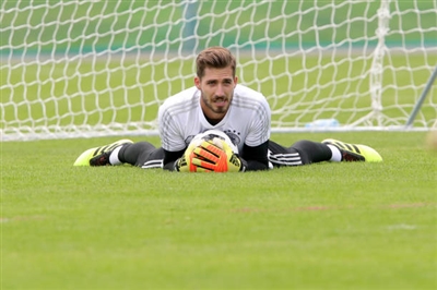 Kevin Trapp poster