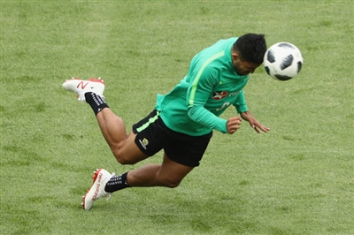 Massimo Luongo poster