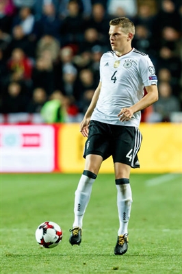 Matthias Ginter poster