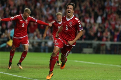 Thomas Delaney poster