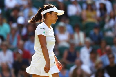 Simona Halep sweatshirt