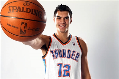 Steven Adams sweatshirt