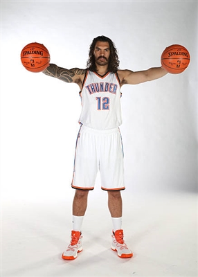 Steven Adams sweatshirt