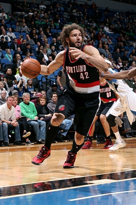 Robin Lopez sweatshirt