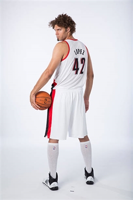 Robin Lopez sweatshirt