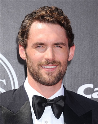 Kevin Love sweatshirt