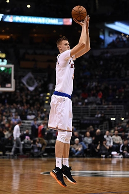 Kristaps Porzingis poster