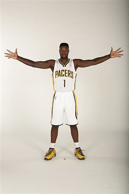 Lance Stephenson sweatshirt