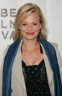 Samantha Mathis poster