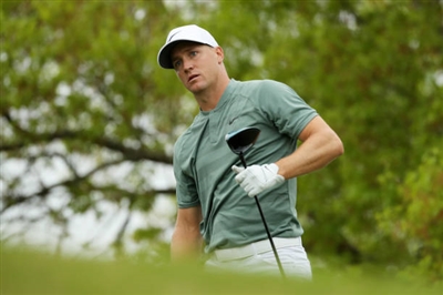 Alex Noren sweatshirt