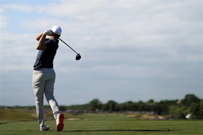 Alex Noren sweatshirt