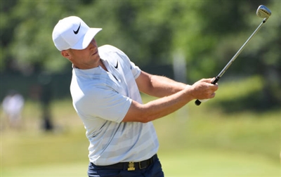 Alex Noren sweatshirt