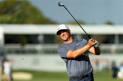 Alex Noren sweatshirt