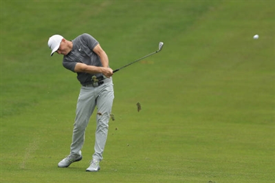 Alex Noren sweatshirt