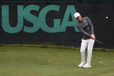 Russell Henley poster