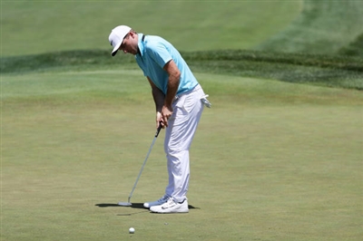 Russell Henley poster