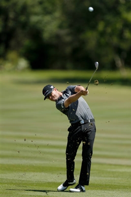 Zach Johnson sweatshirt