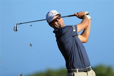 Zach Johnson sweatshirt