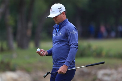 Zach Johnson sweatshirt