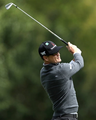 Zach Johnson sweatshirt