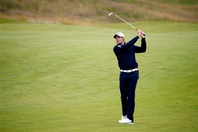 Peter Uihlein sweatshirt