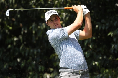 Peter Uihlein sweatshirt