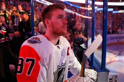 Connor Mcdavid sweatshirt