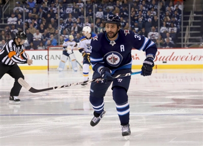 Dustin Byfuglien sweatshirt