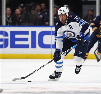 Dustin Byfuglien sweatshirt