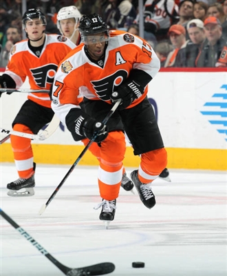 Wayne Simmonds sweatshirt