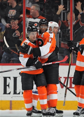 Wayne Simmonds sweatshirt