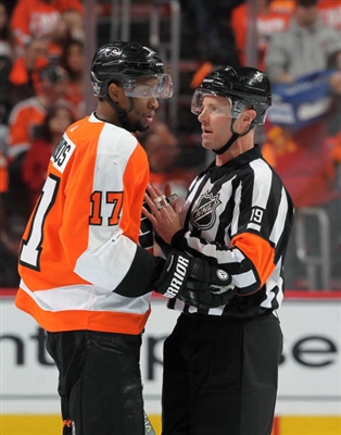 Wayne Simmonds sweatshirt